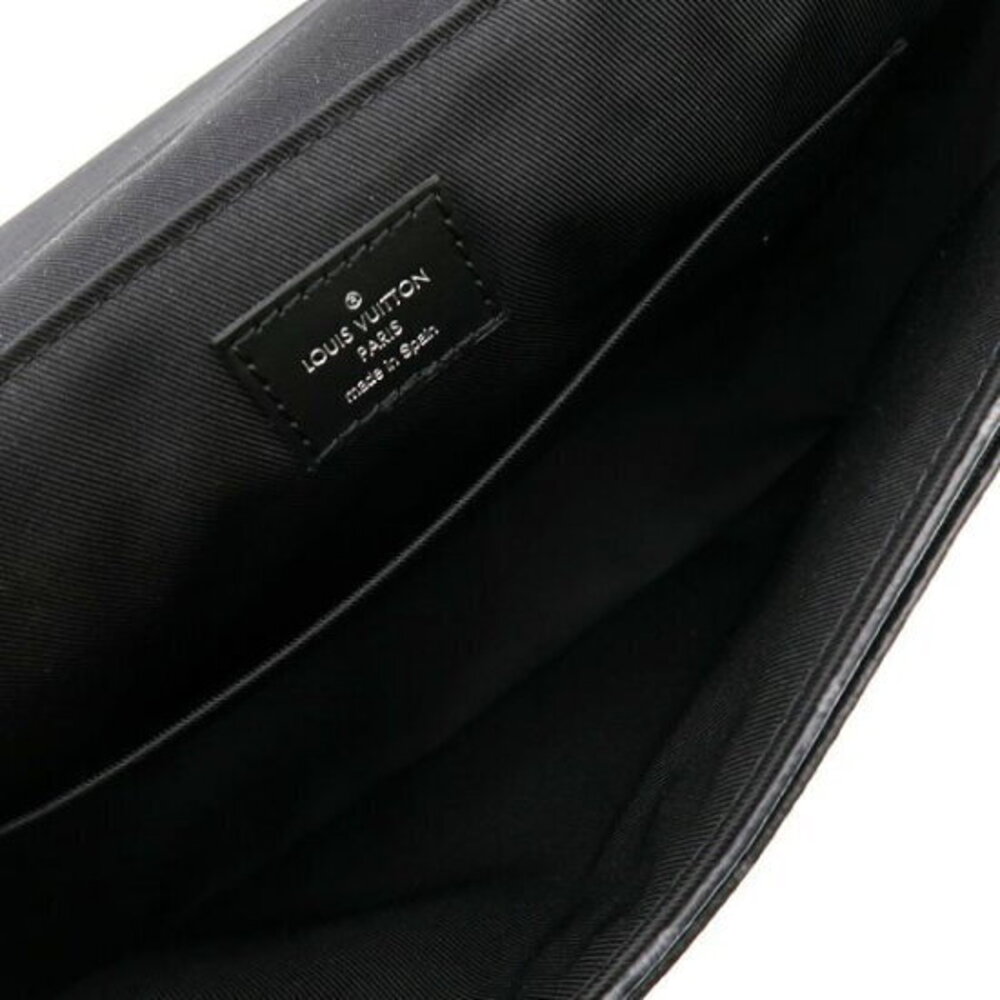 Louis Vuitton Monogram Eclipse Black District - image 3